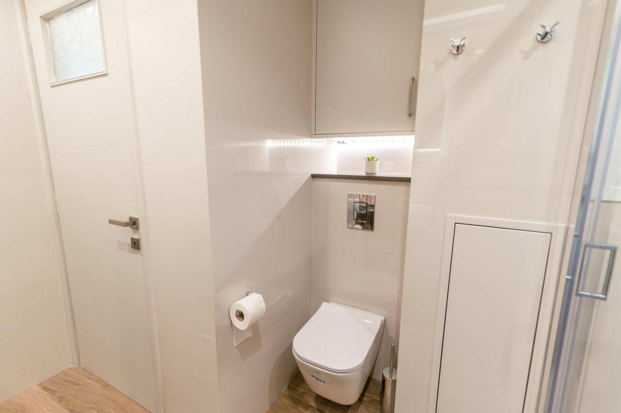 Platánion Brand New Elegant Suite מראה חיצוני תמונה